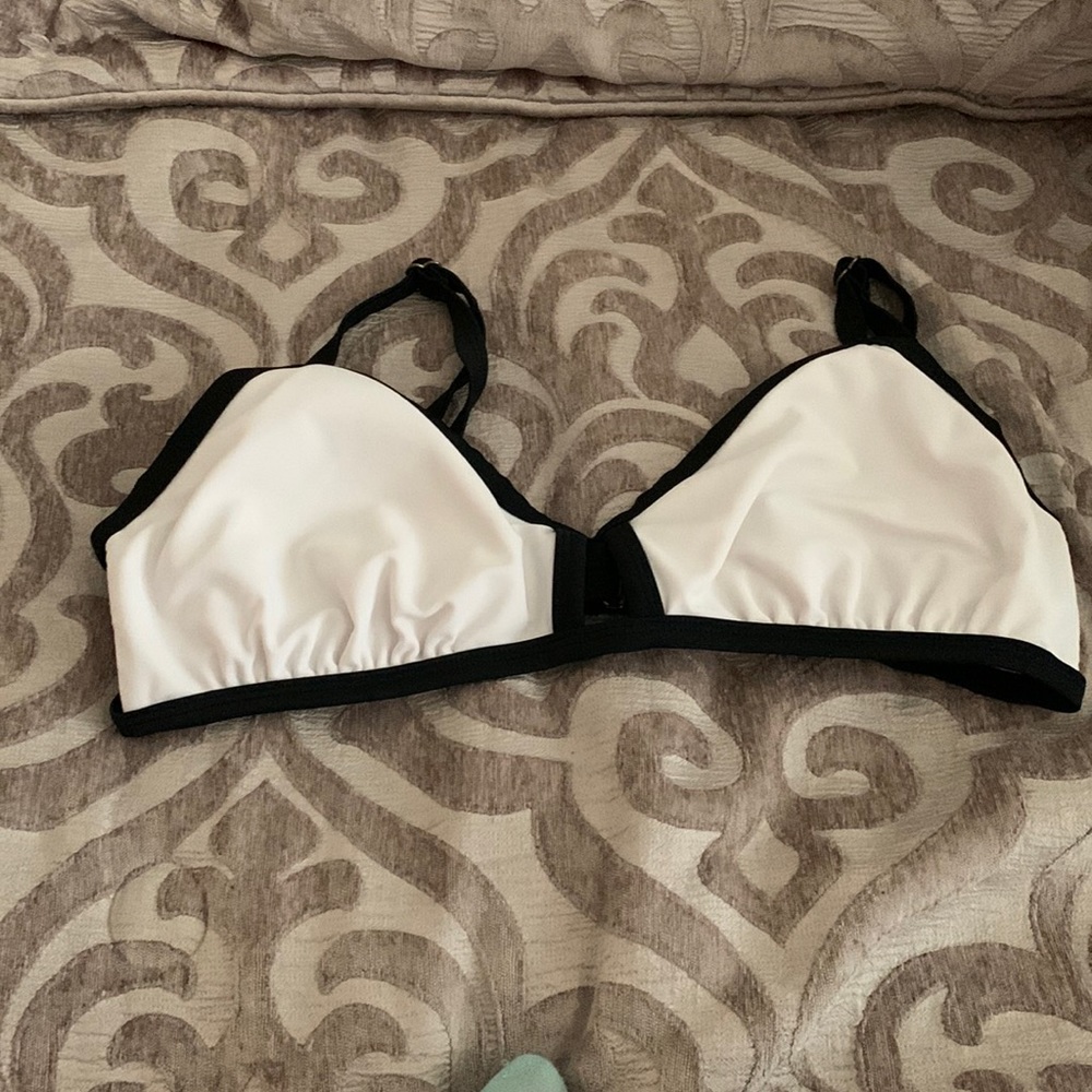 Black and white bikini top